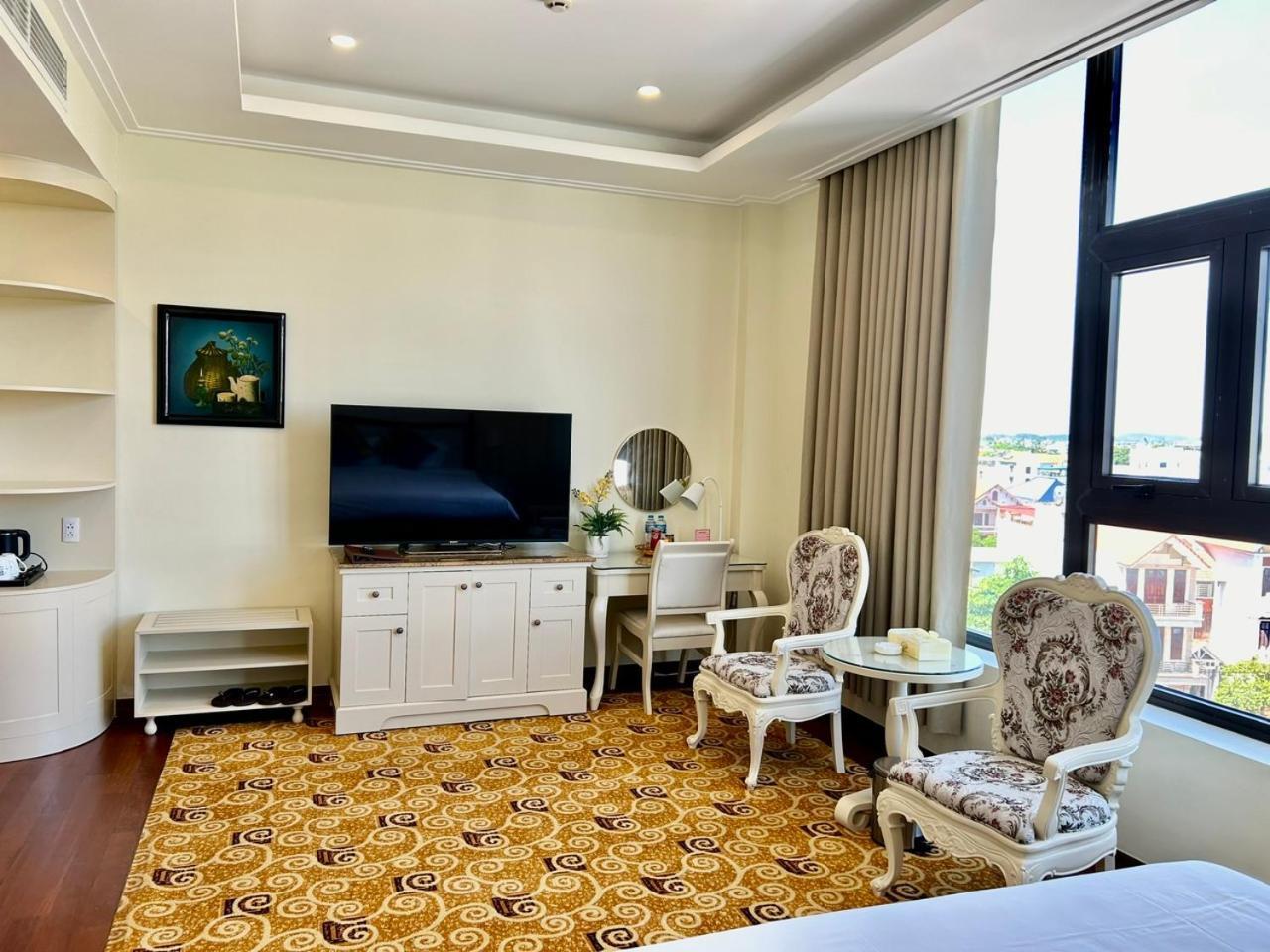 Hotel Khach San Sa Chi - Mong Cai Zewnętrze zdjęcie