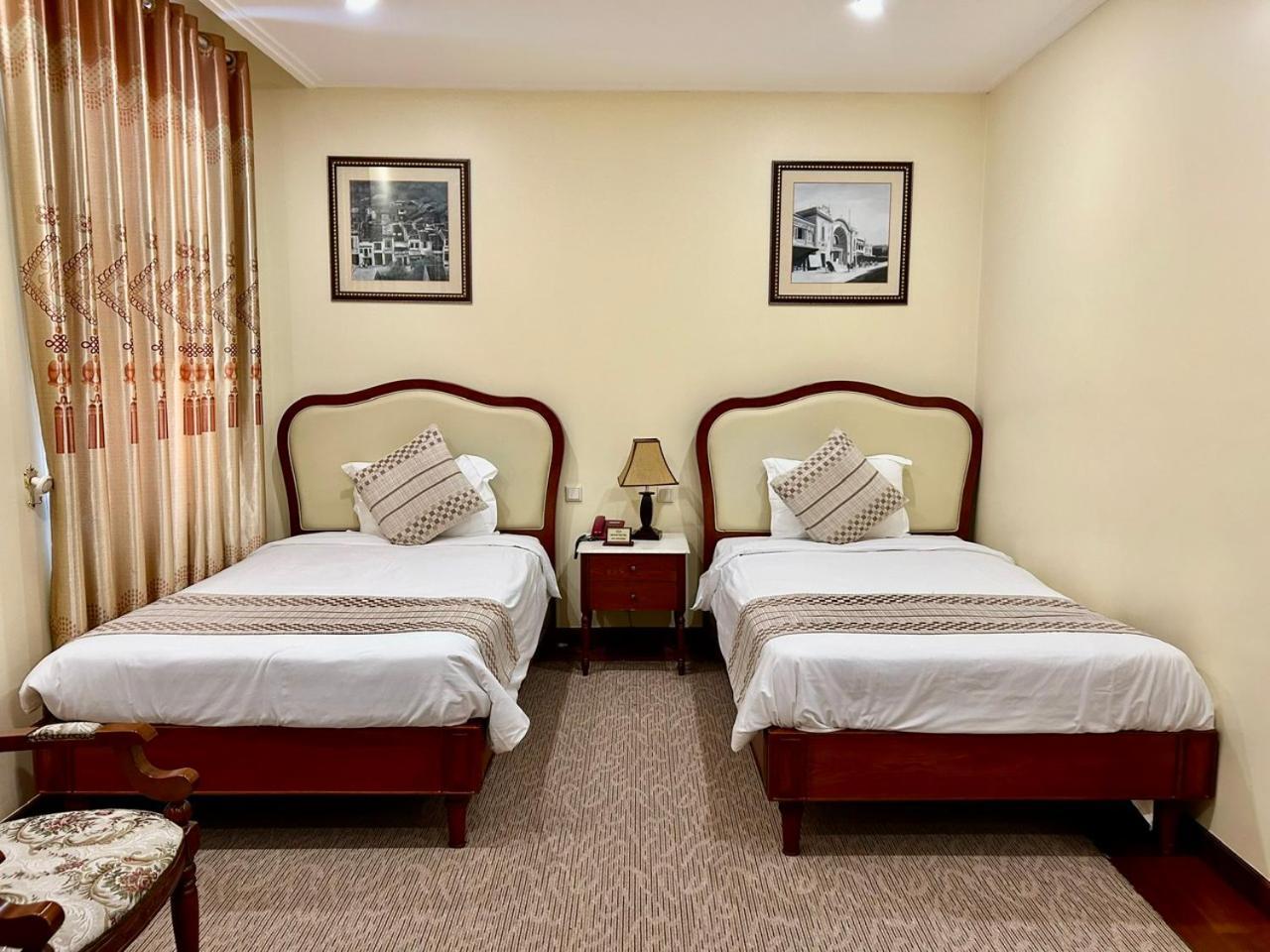 Hotel Khach San Sa Chi - Mong Cai Zewnętrze zdjęcie