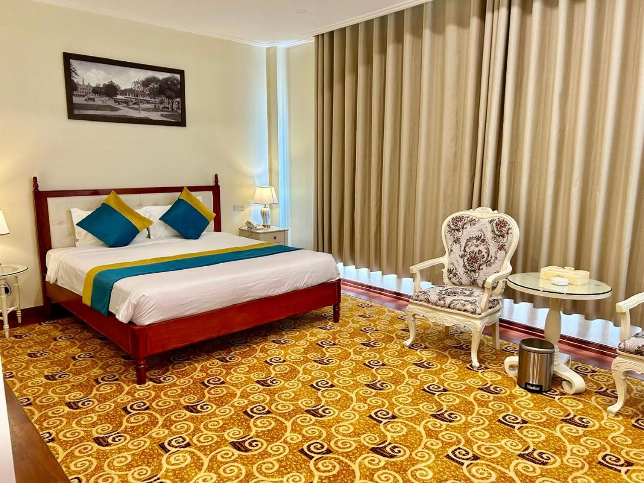 Hotel Khach San Sa Chi - Mong Cai Zewnętrze zdjęcie